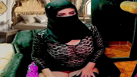 SultanaLayla webcam model stream image