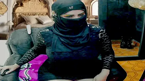 SultanaLayla webcam model stream image