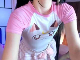 divine-madness webcam model stream image