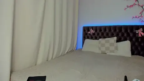 Ella_Mayers webcam model stream image