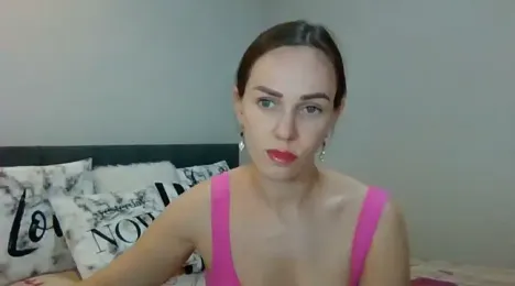 MonikaXXJoy webcam model stream image