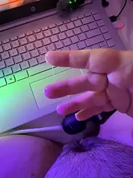 Raawrz webcam model stream image