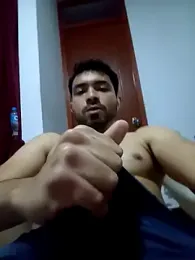 luisfer_98 webcam model stream image