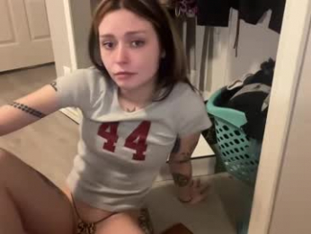 bbycris03 webcam chaturbate model stream image