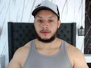 William Jhones webcam model stream image