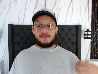 William Jhones webcam model stream image