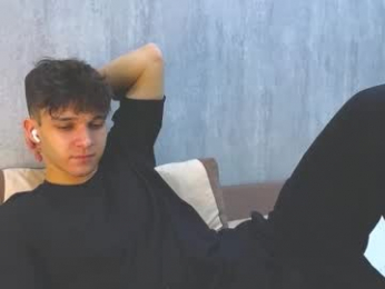james_friends webcam model stream image