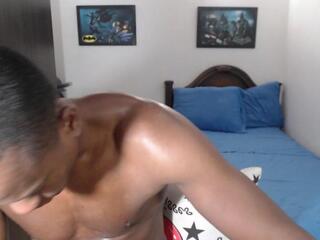Antuan Deep webcam model stream image