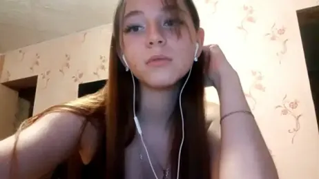 Sophiecuttie webcam model stream image