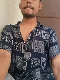 ProperCoach18 webcam model stream image