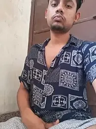 ProperCoach18 webcam model stream image