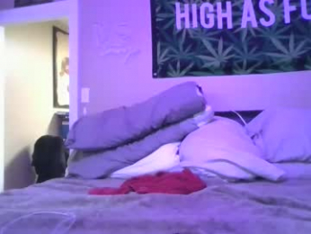 cheekychick420 webcam model stream image