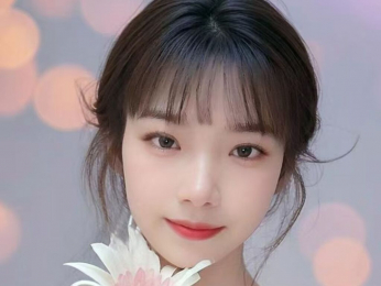 Joannel webcam model stream image