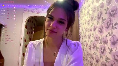 EmmaBellumsss webcam model stream image