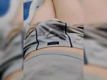 Love-para111 webcam bongacams model stream image