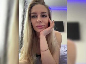 Lovensesgirl webcam model stream image