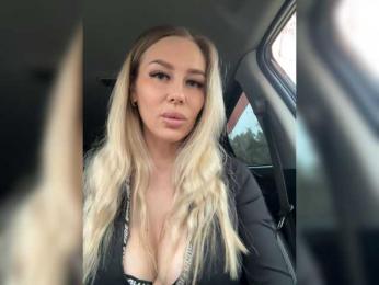 Lovensesgirl webcam model stream image