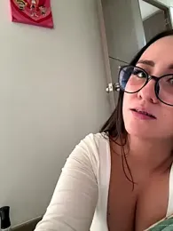 anli5 webcam model stream image
