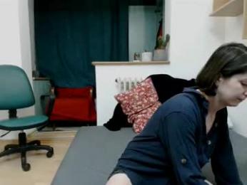 cristaelio webcam model stream image