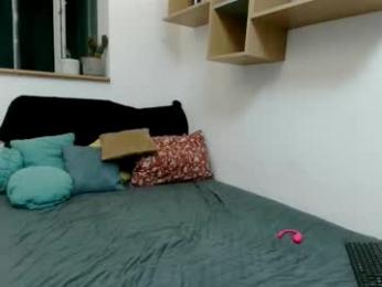 cristaelio webcam model stream image