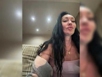 KorolevaQween000 webcam bongacams model stream image