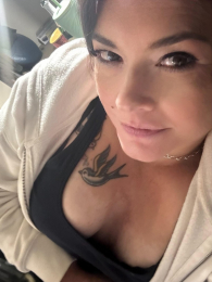 HisAdoredWhore webcam model stream image