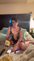HisAdoredWhore webcam model stream image
