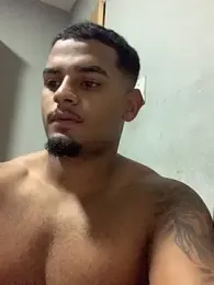 Tumbinha webcam model stream image