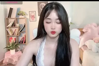 _Aimy_ webcam model stream image