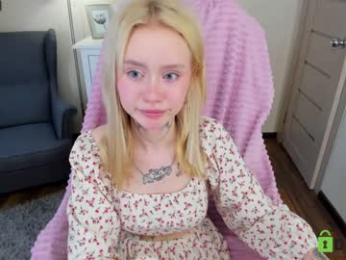 kris_grant webcam chaturbate model stream image