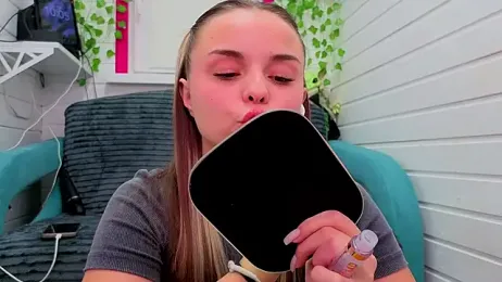 Misss_Vikk webcam model stream image