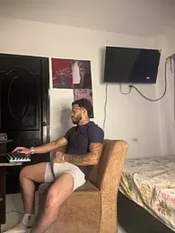 Kenny_romano webcam model stream image