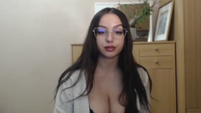 CourtneyPure webcam model stream image