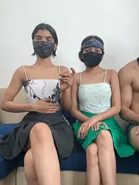 Cutenikkibaby webcam model stream image