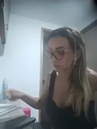AlanaBrunetteX_X webcam model stream image