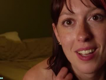 bigeyesxo webcam model stream image