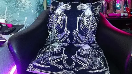 creameerryy webcam model stream image