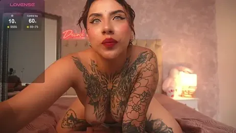 AlaskaLover_s webcam model stream image