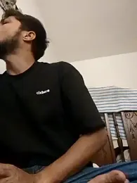 _IRRESISTIBLE_ webcam model stream image