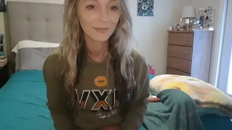 Heyitsmee33 webcam model stream image