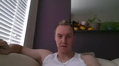 ploki2180 webcam model stream image