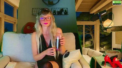 Kittoucharme webcam model stream image