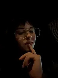 Only_April webcam model stream image