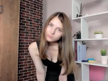 pamilarakestraw webcam model stream image