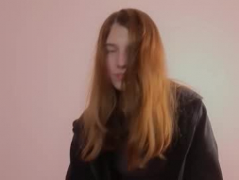 pamilarakestraw webcam model stream image