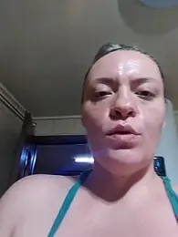 StepMommyXXX webcam model stream image