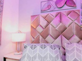 CandyLips4 webcam model stream image