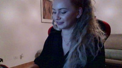 AlessiaCreed webcam model stream image