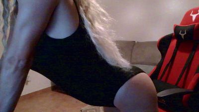 AlessiaCreed webcam model stream image