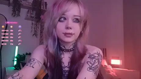 Lollyshy webcam model stream image